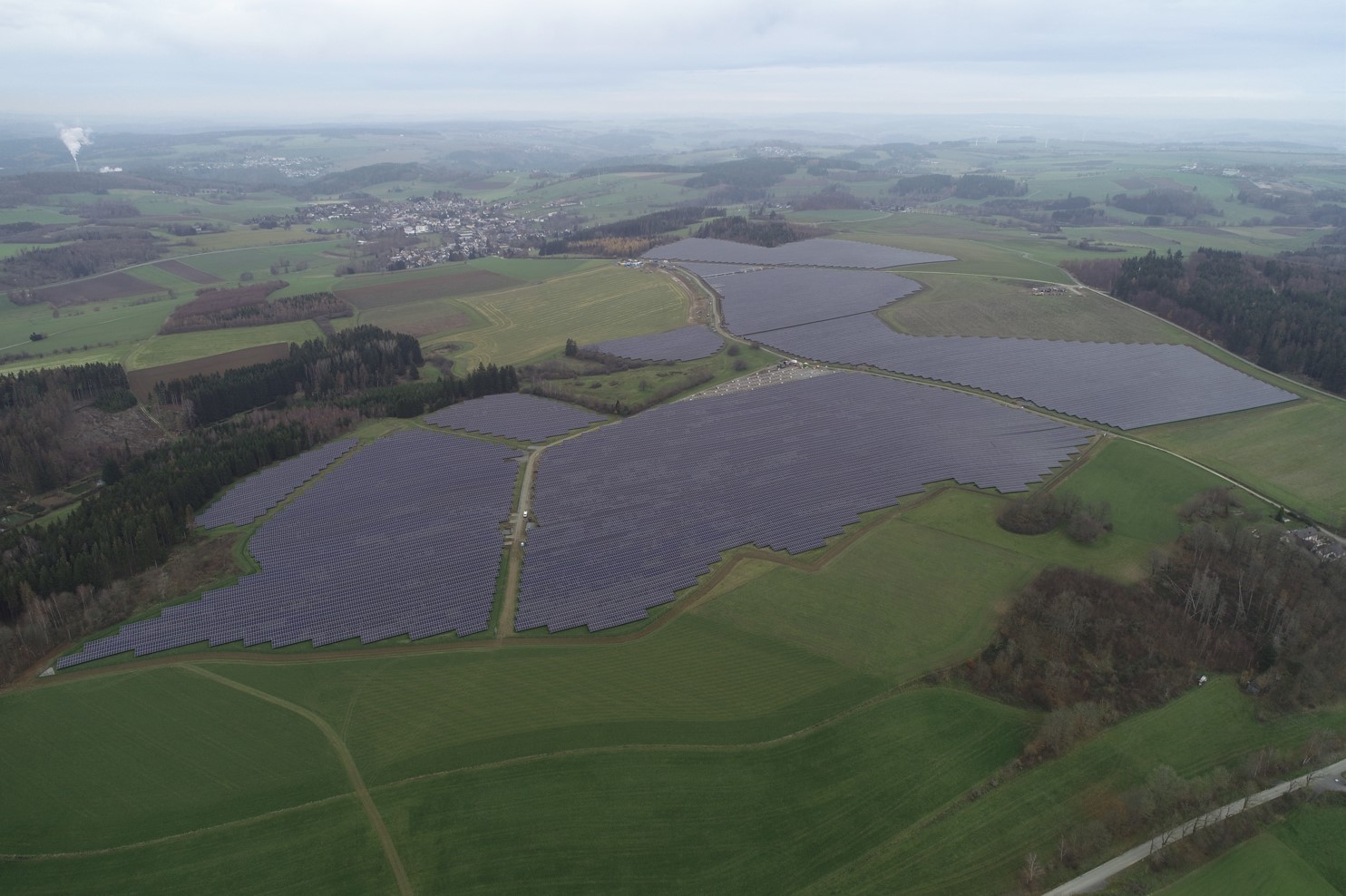 Luftbild PV Anlage Herbst